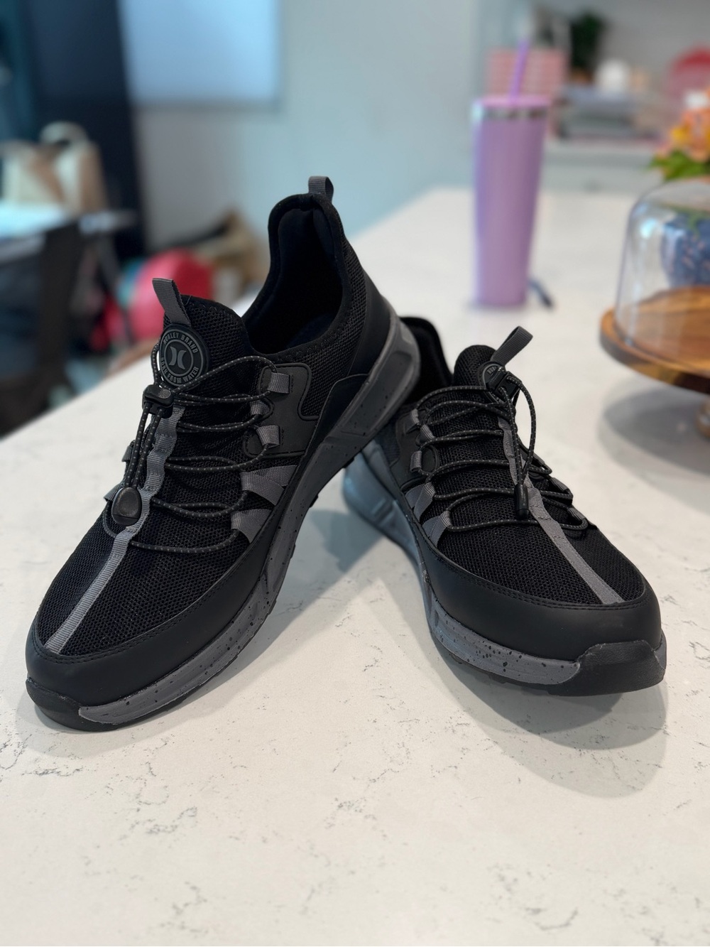 Hurley Men's Black and Gray Lightweight Sneakers